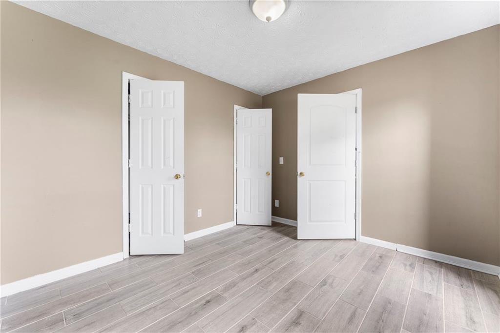 1110 Farley Way Property Photo 13