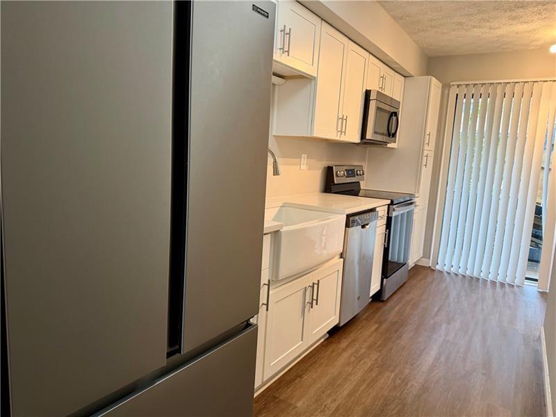 1059 Mariners Drive Property Photo 2