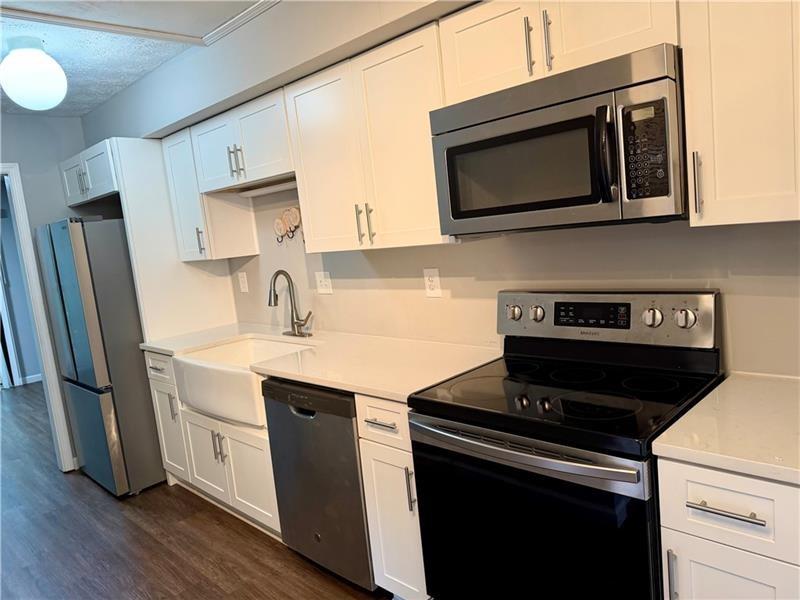 1059 Mariners Drive Property Photo 3