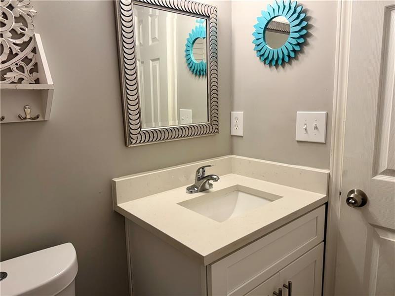 1059 Mariners Drive Property Photo 6