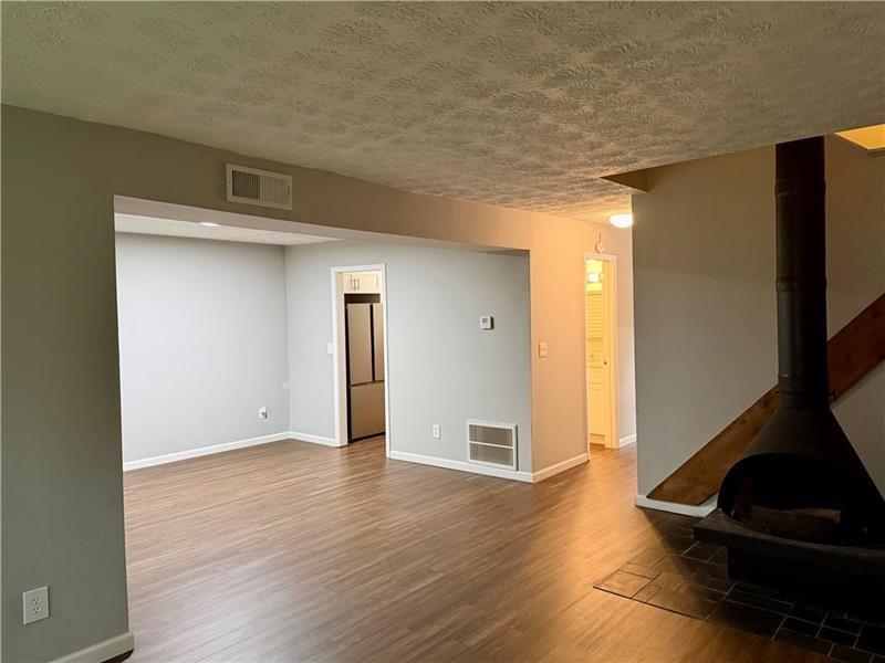 1059 Mariners Drive Property Photo 8