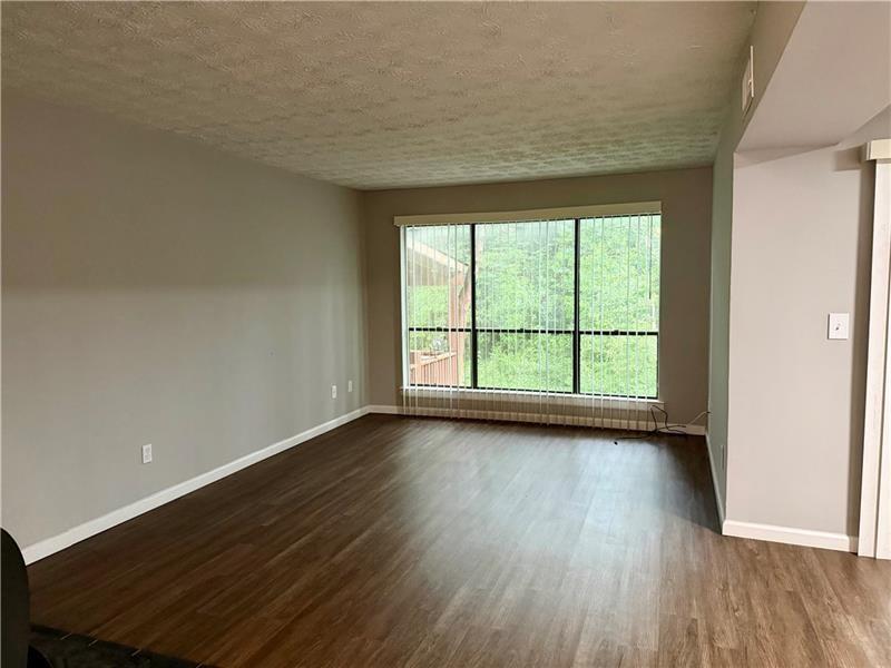 1059 Mariners Drive Property Photo 10