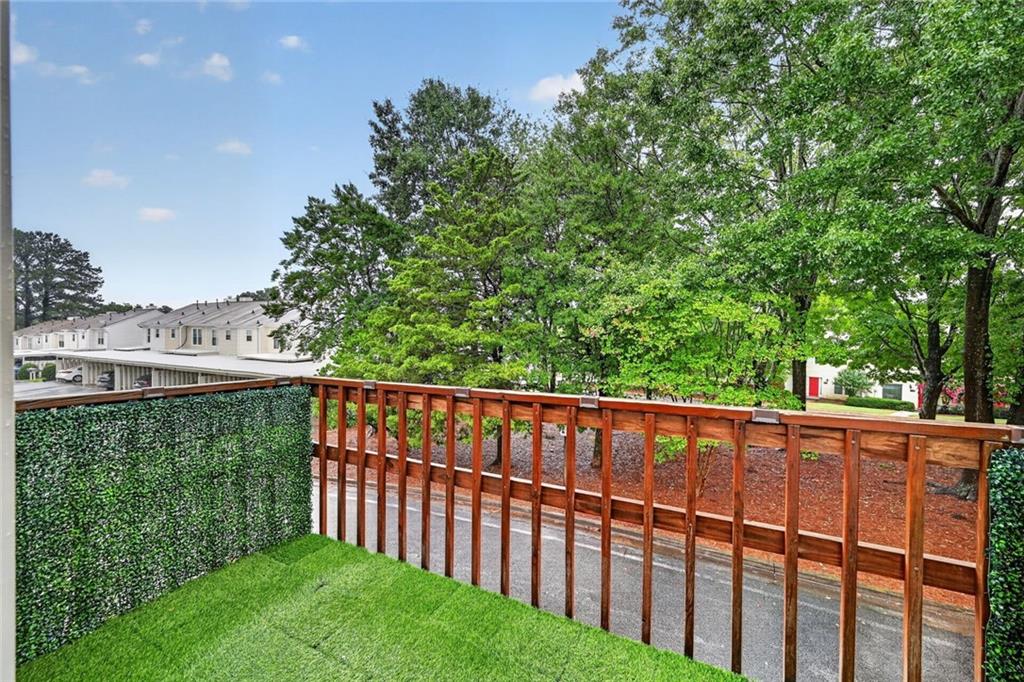 226 High Creek Drive Property Photo 4
