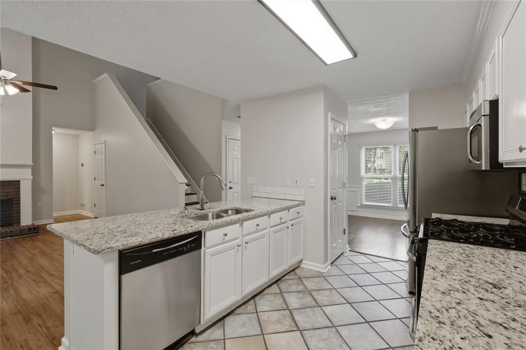 3130 Windsor Gate Run Run Property Photo 5
