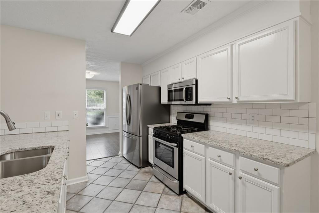 3130 Windsor Gate Run Run Property Photo 6