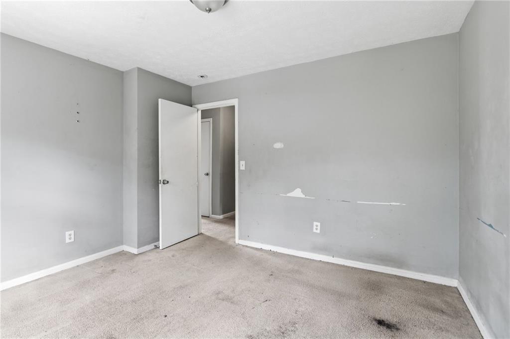 1614 Devon Court Property Photo 22