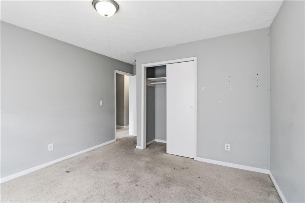 1614 Devon Court Property Photo 24