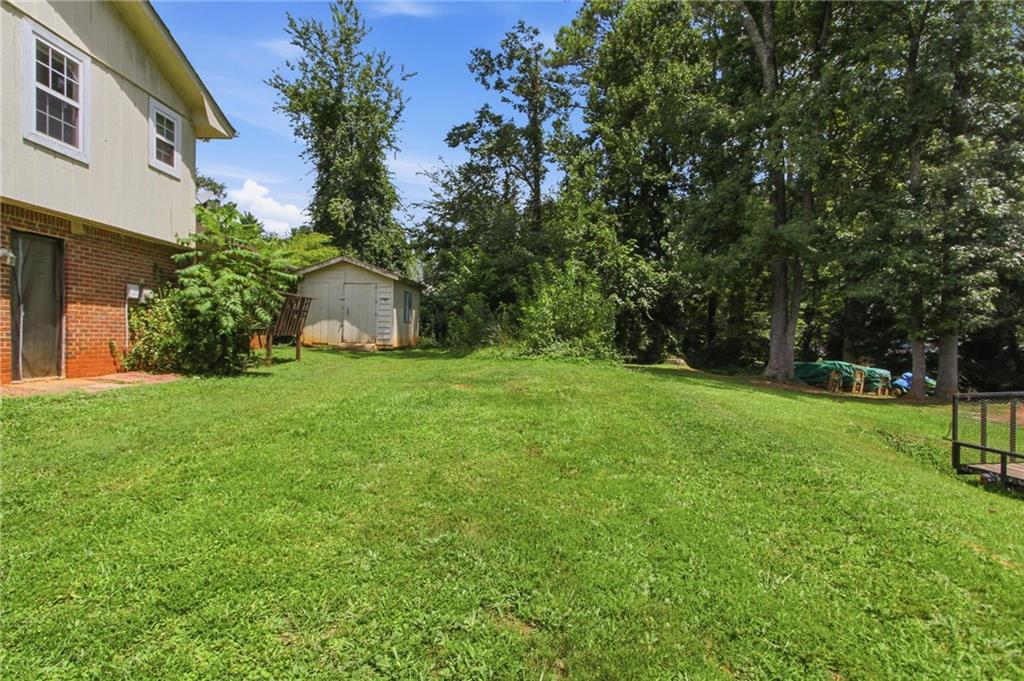 1614 Devon Court Property Photo 34
