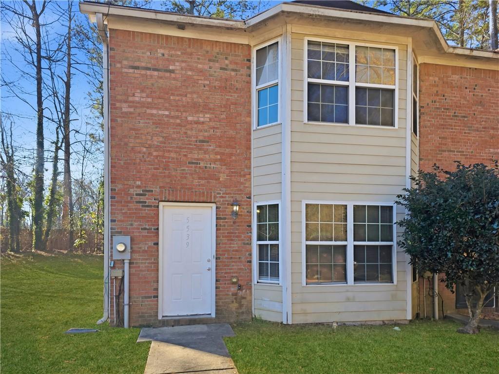 5539 Pineridge Court Property Photo 1