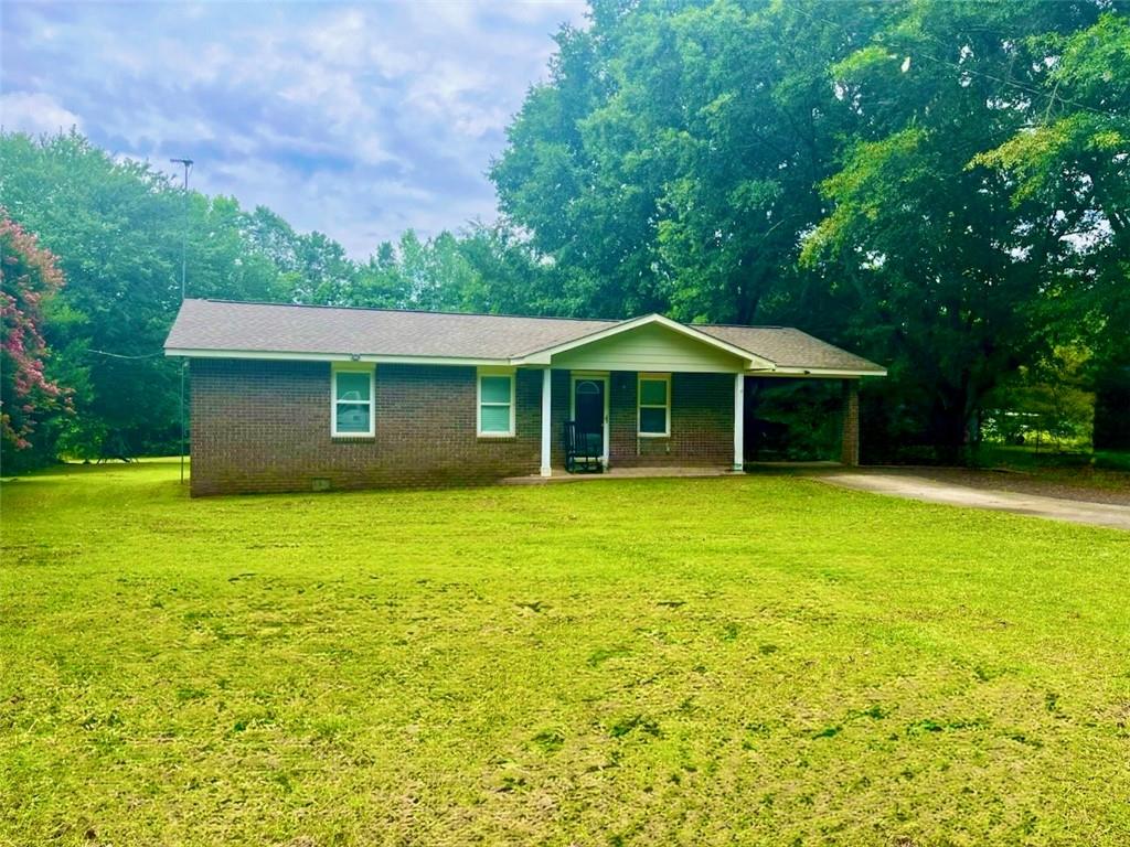 481 Old Corinth Road Property Photo 1