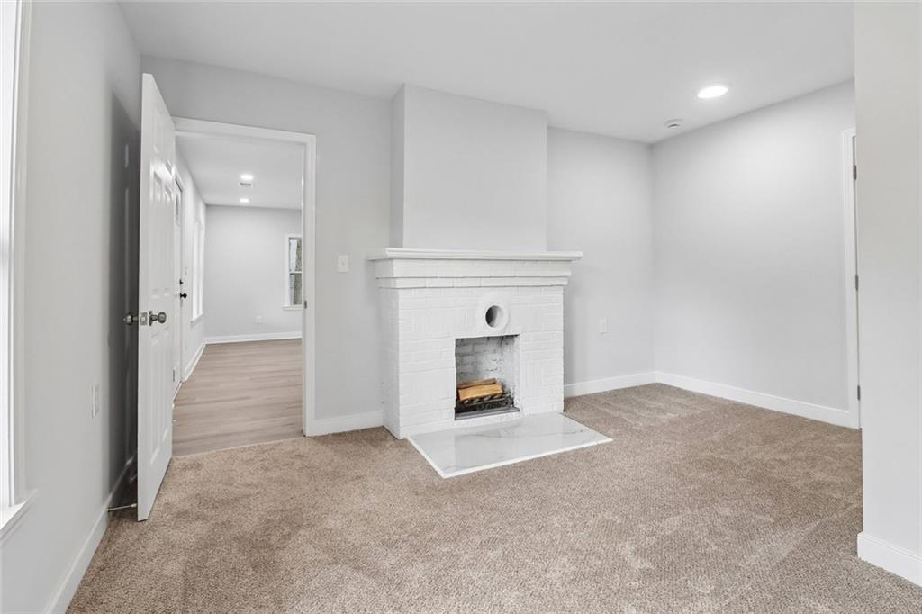 1894 Dunlap Avenue Property Photo 17