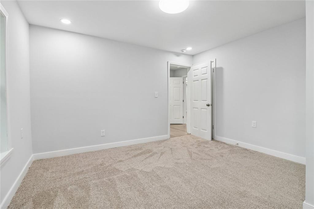 1894 Dunlap Avenue Property Photo 26