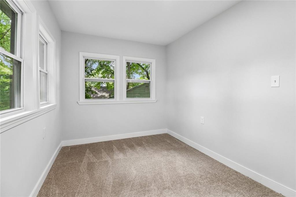 1894 Dunlap Avenue Property Photo 33