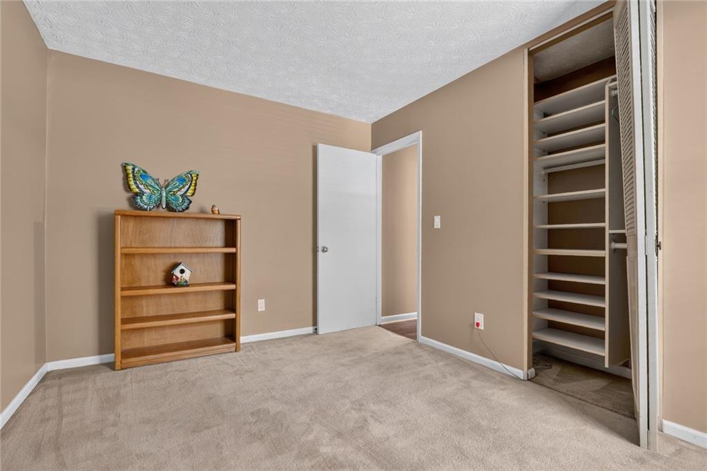9640 Pine Thicket Way Property Photo 20