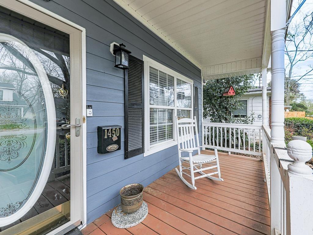 1450 Athens Avenue Property Photo 1