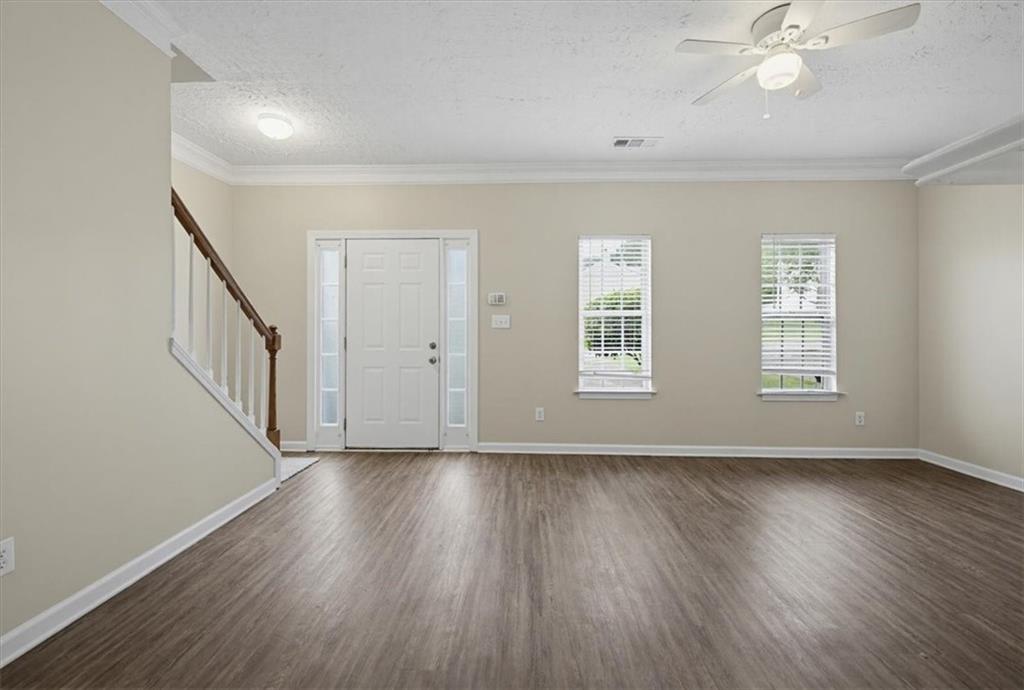 26 Hampton Drive Property Photo 6