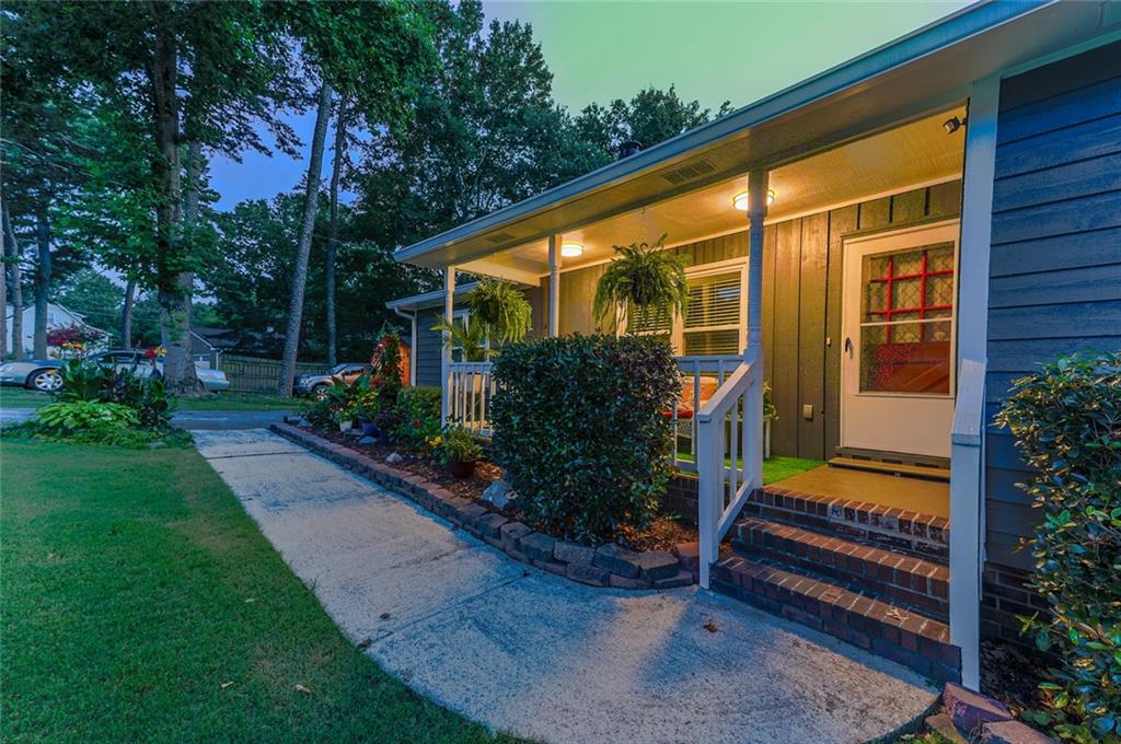 2674 Sardis Drive Property Photo 1