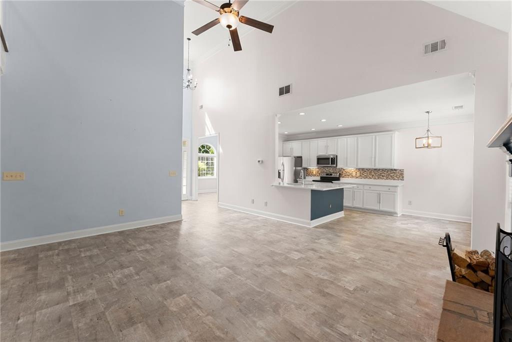 329 Hampton Forest Trail Property Photo 5