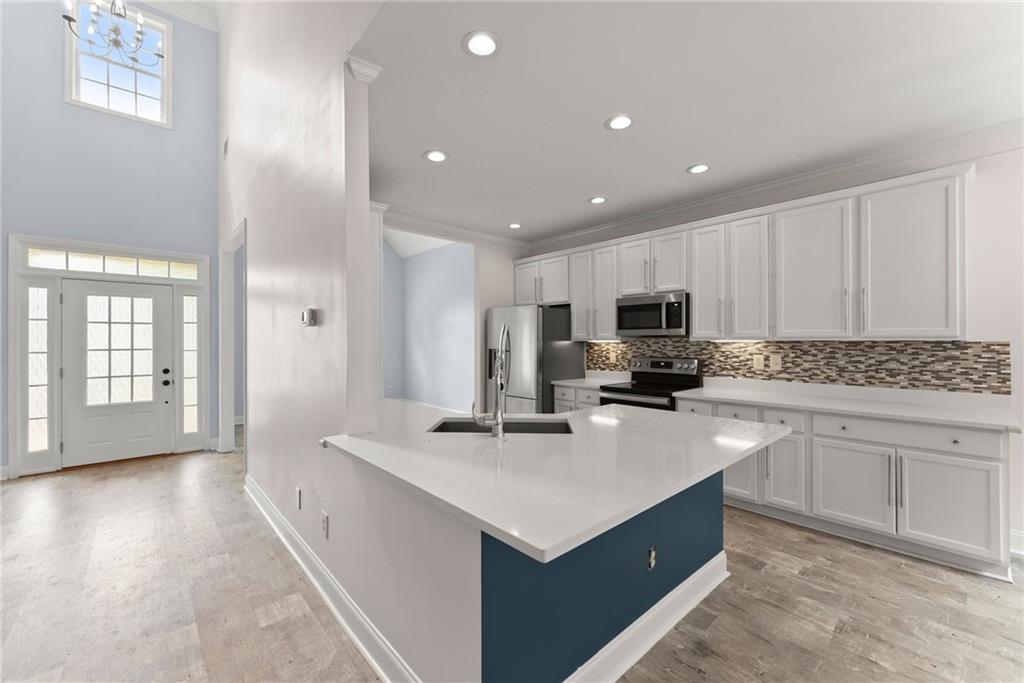 329 Hampton Forest Trail Property Photo 7