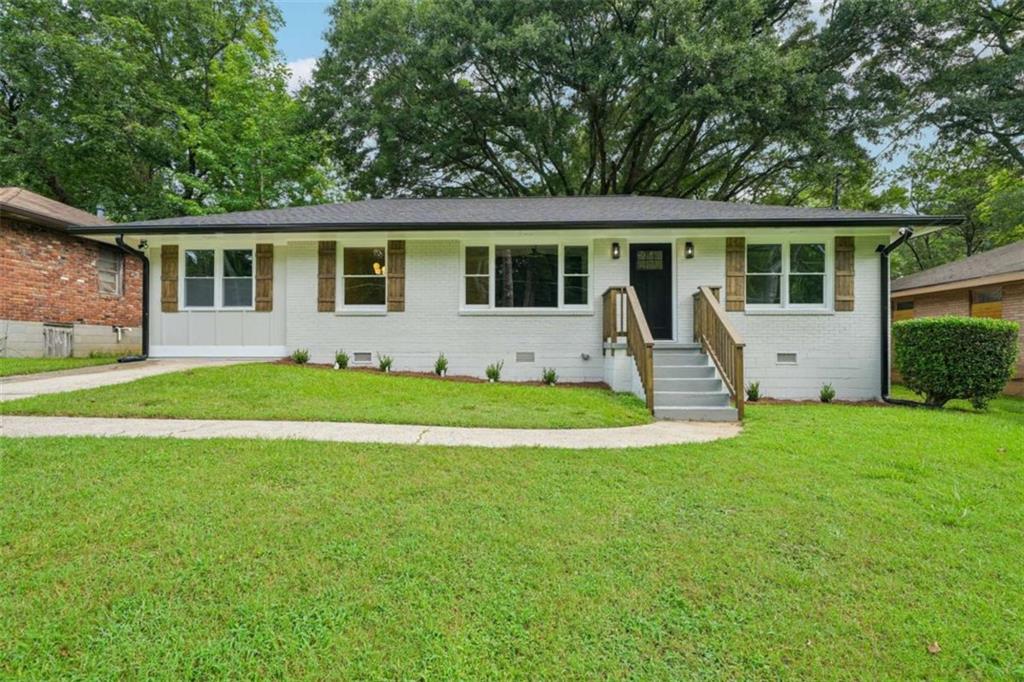 24 Mobley Drive Property Photo 1