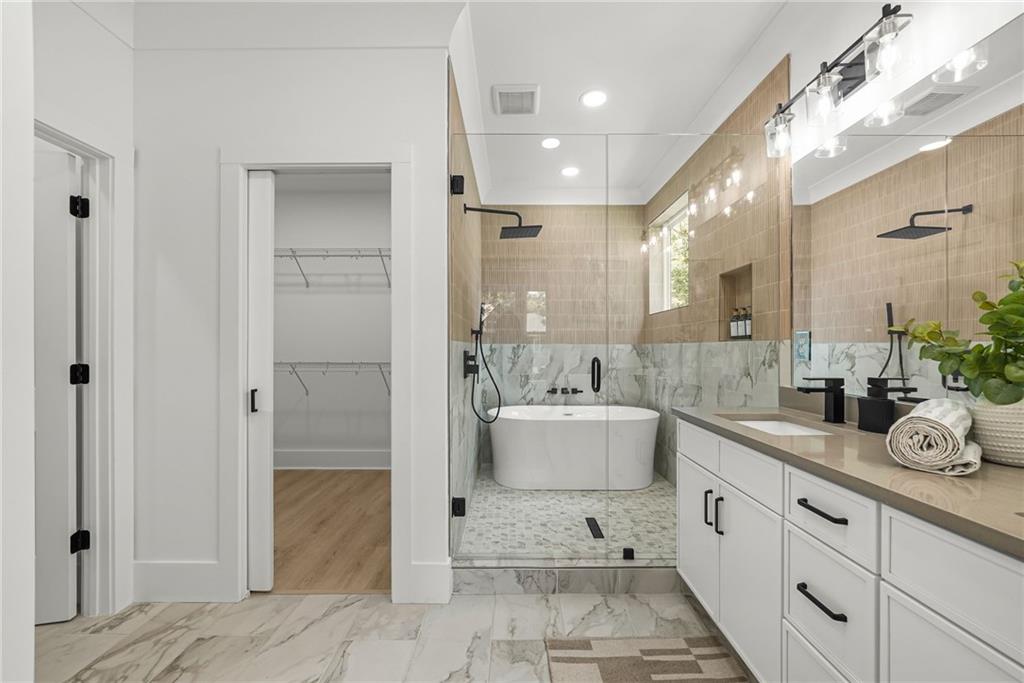 1776 S Gordon Street Sw Property Photo 17