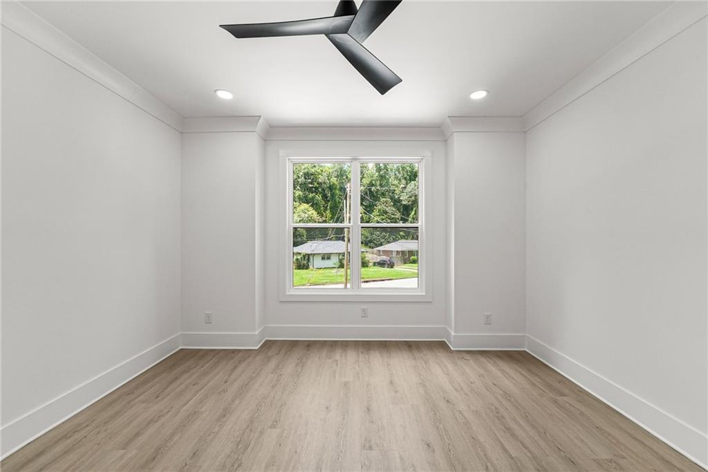 1776 S Gordon Street Sw Property Photo 29