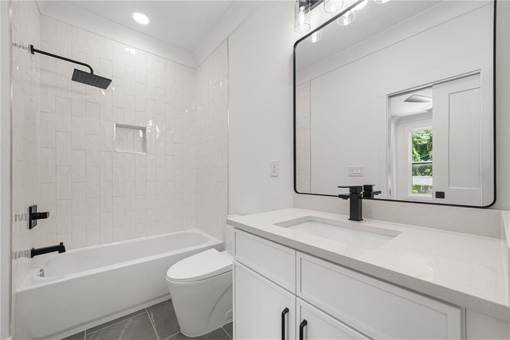 1776 S Gordon Street Sw Property Photo 31
