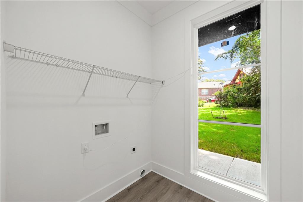 1776 S Gordon Street Sw Property Photo 33
