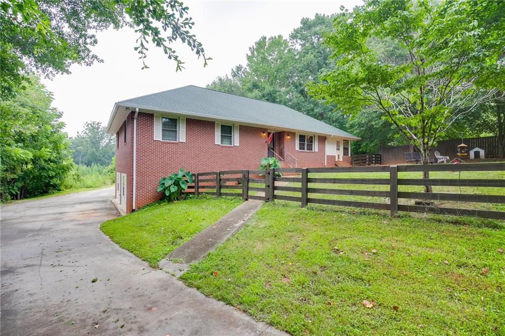 3845 Level Grove Road Property Photo 2