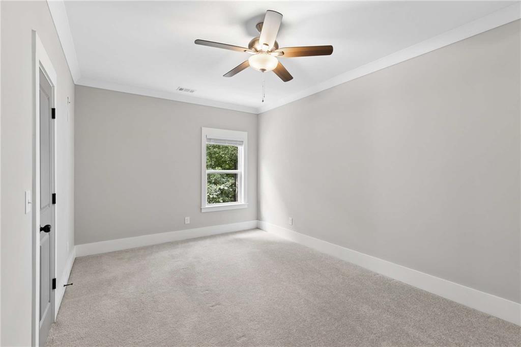 859 East Avenue Property Photo 25