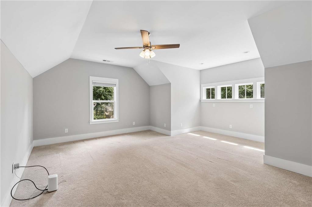 859 East Avenue Property Photo 29