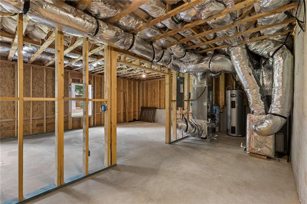 859 East Avenue Property Photo 34