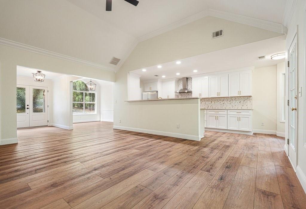 305 Michael Circle Property Photo 7