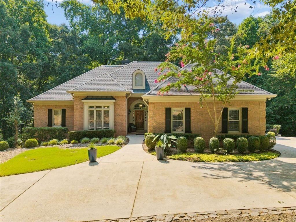 5720 Golf Club Drive Property Photo 1