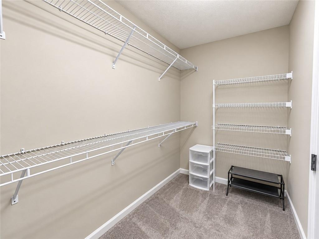 46 Ellen Glen Way Property Photo 9