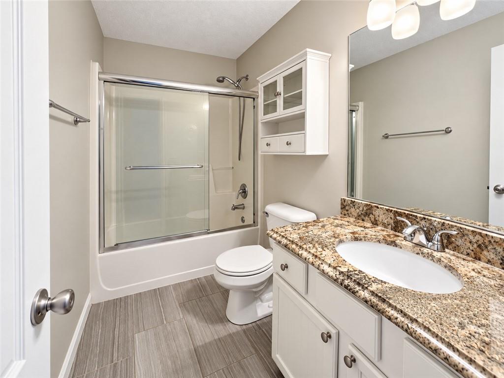 46 Ellen Glen Way Property Photo 15