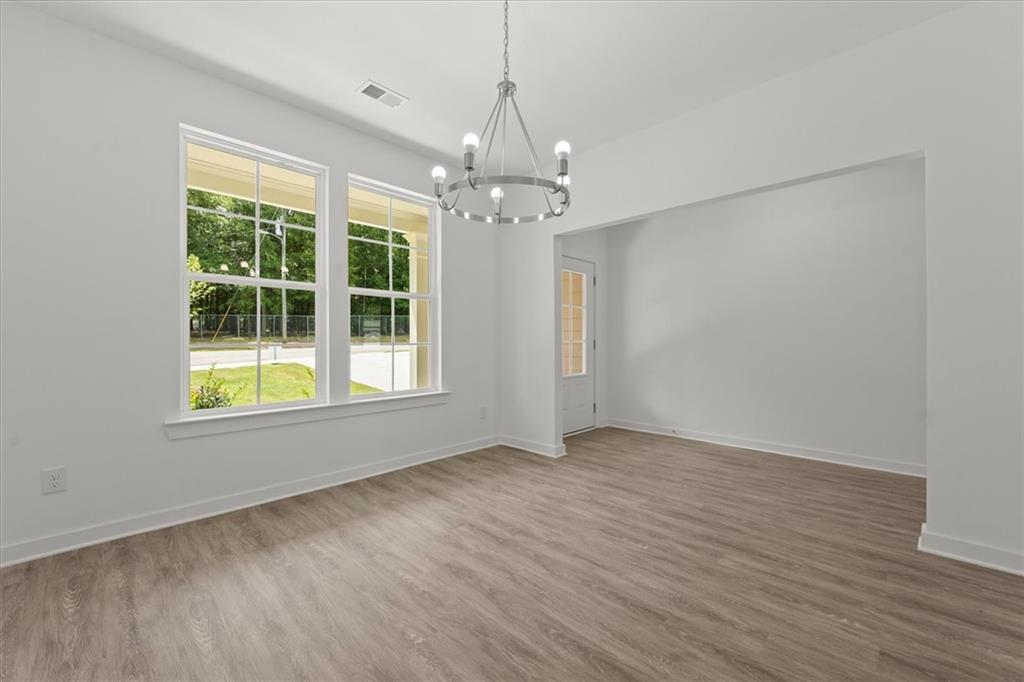 534 Lillian Way Property Photo 6