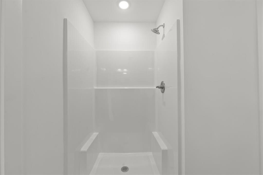 534 Lillian Way Property Photo 17