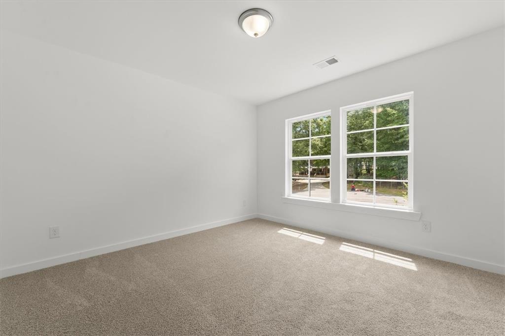 534 Lillian Way Property Photo 24