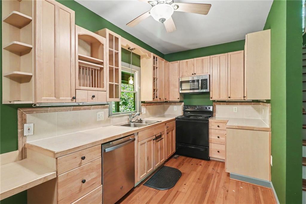 190 Poplar Drive N Property Photo 10