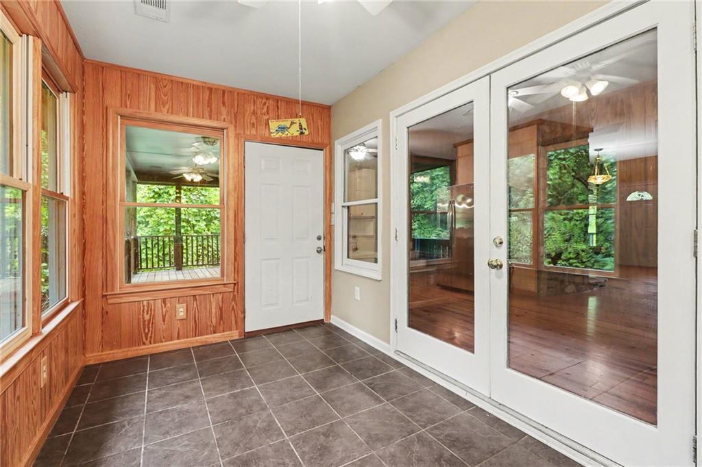 190 Poplar Drive N Property Photo 30