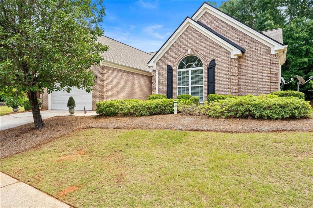 311 Crossroads Drive Property Photo 1