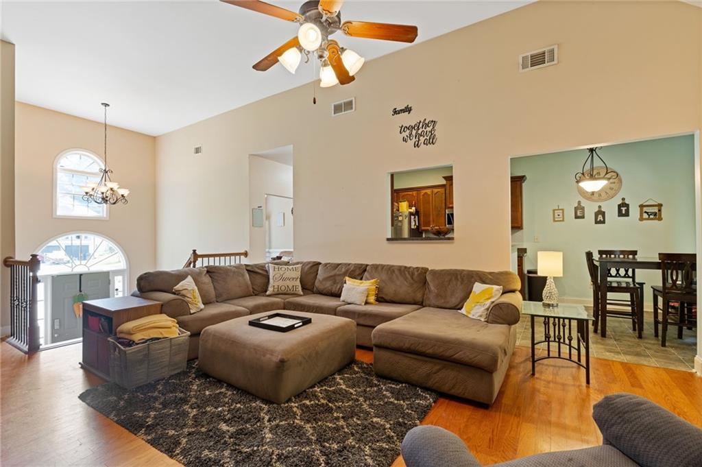 102 Reservation View Property Photo 7