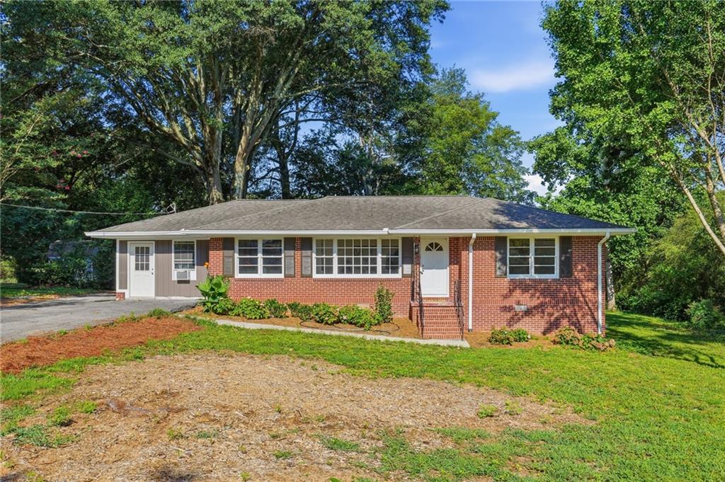 2675 Fraser Road Property Photo 1