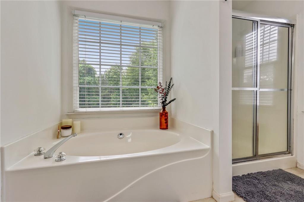 44 Valleyside Drive S Property Photo 9