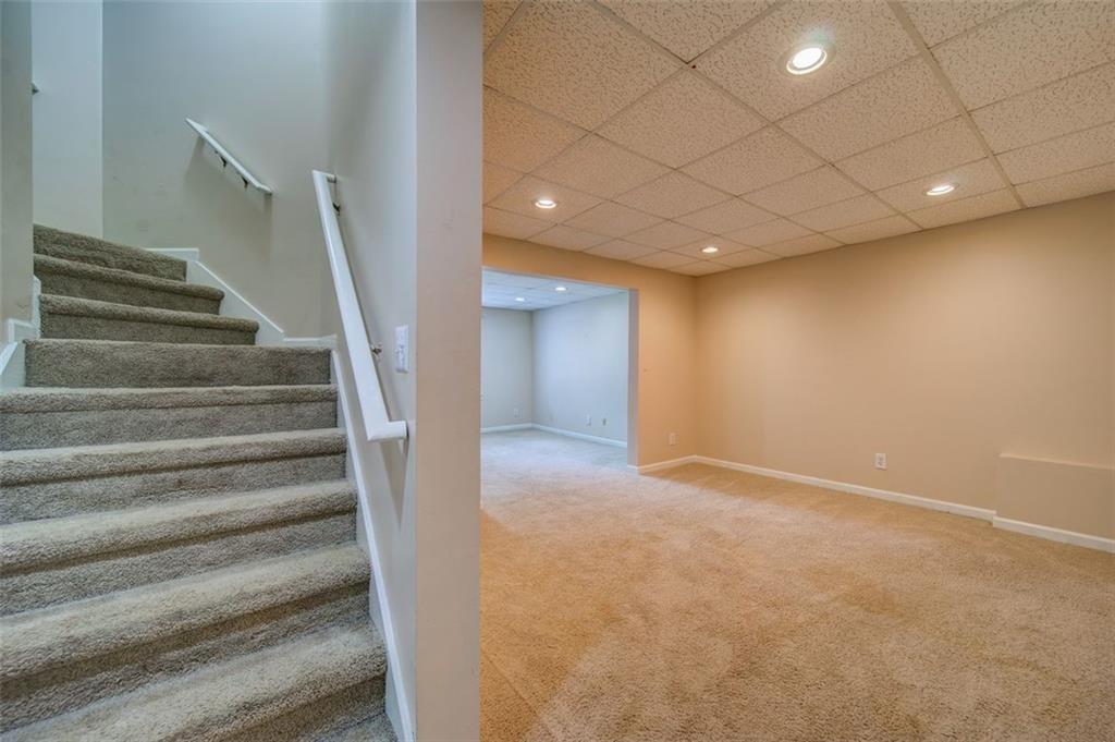 44 Valleyside Drive S Property Photo 49