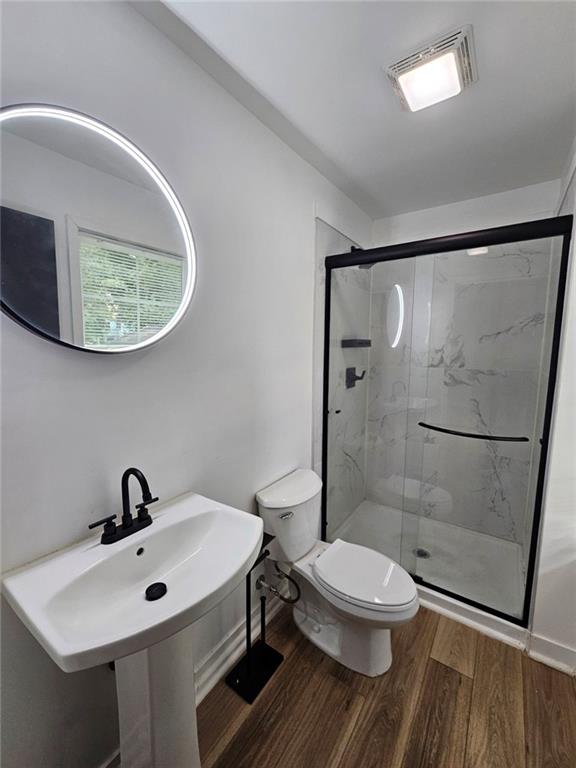 2107 Pinehurst Drive Property Photo 8