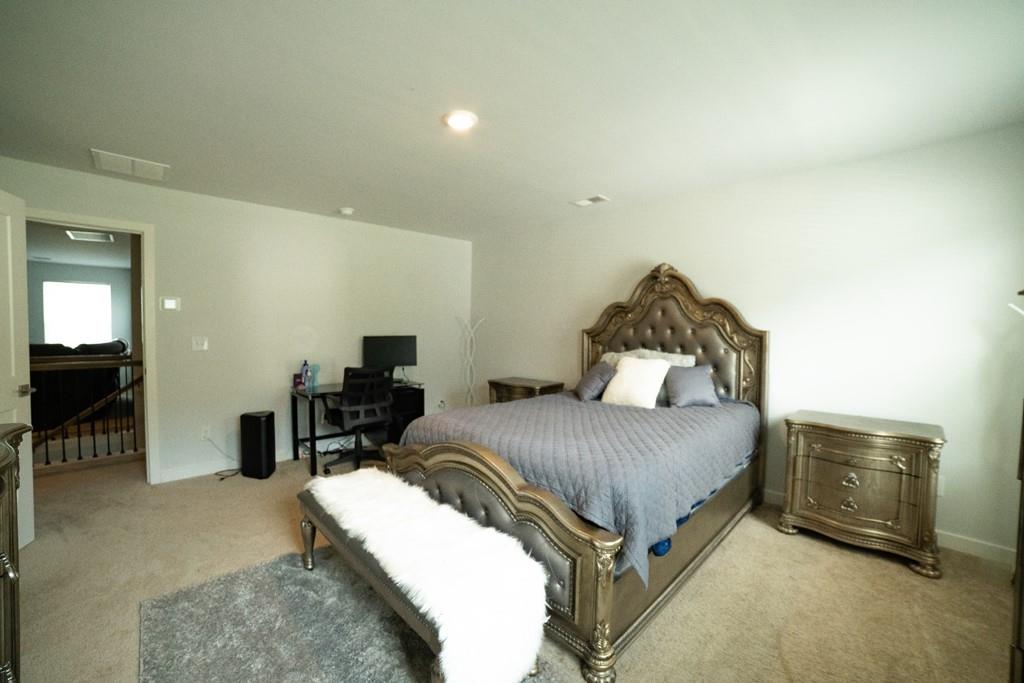 1193 Bluecoat Circle Property Photo 3