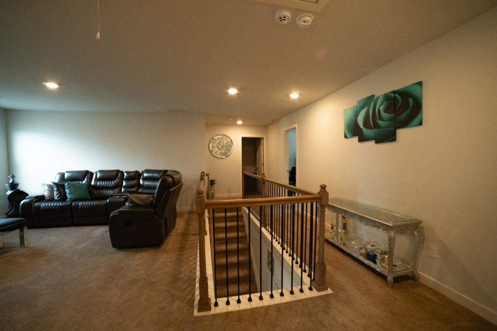 1193 Bluecoat Circle Property Photo 5
