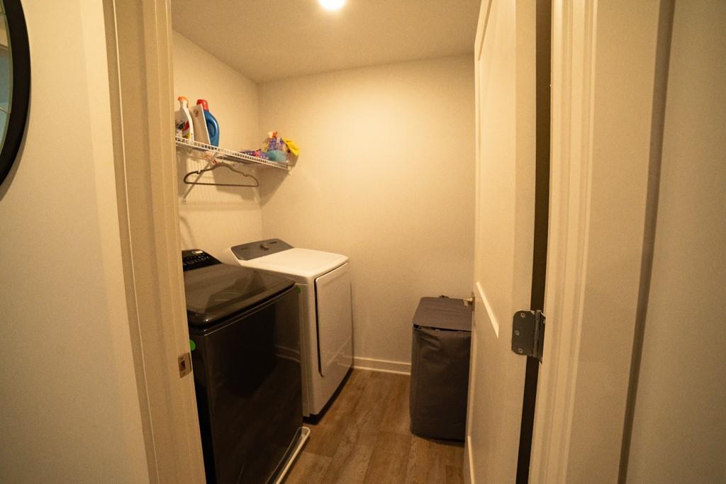 1193 Bluecoat Circle Property Photo 7